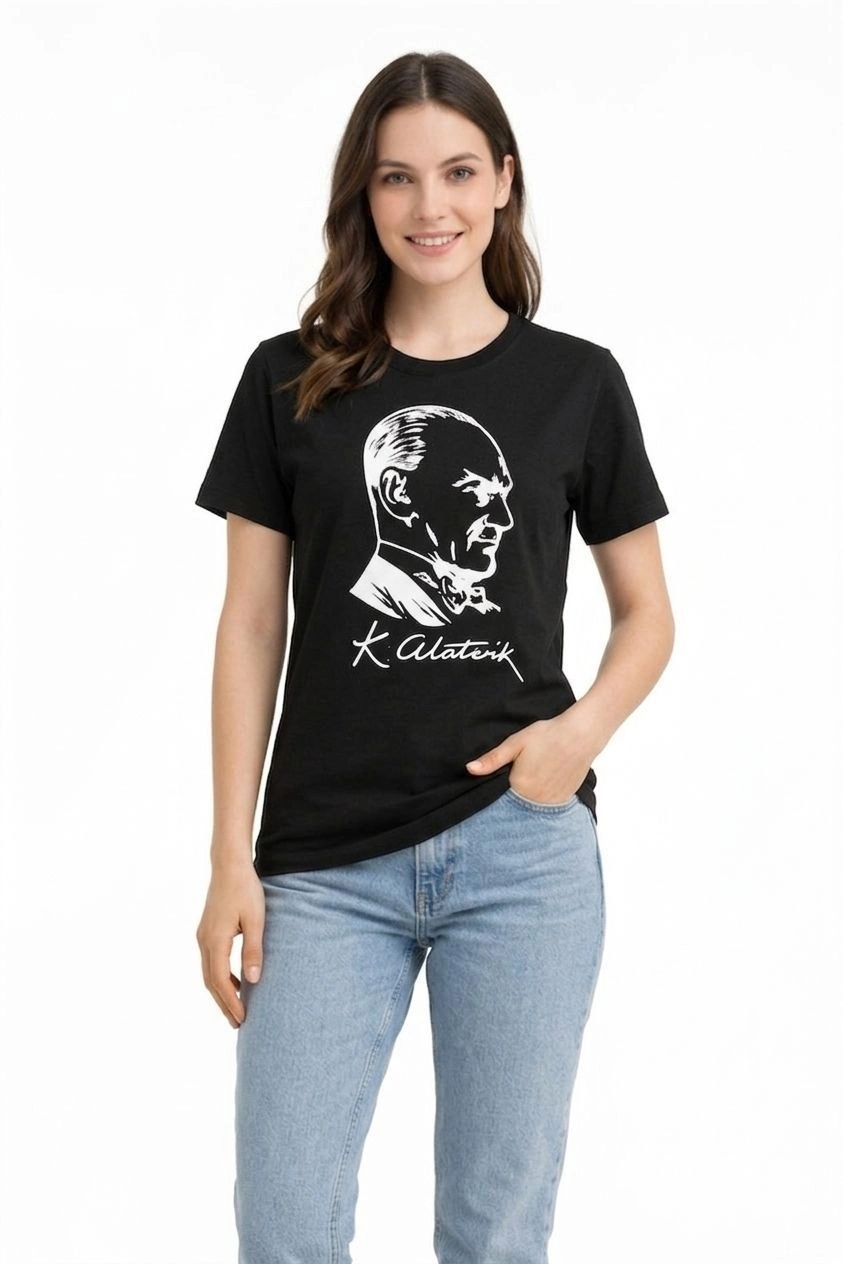 Kadın Atatürk Baskılı Tişört Kısa Kollu Bisiklet Yaka T-Shirt - Siyah
