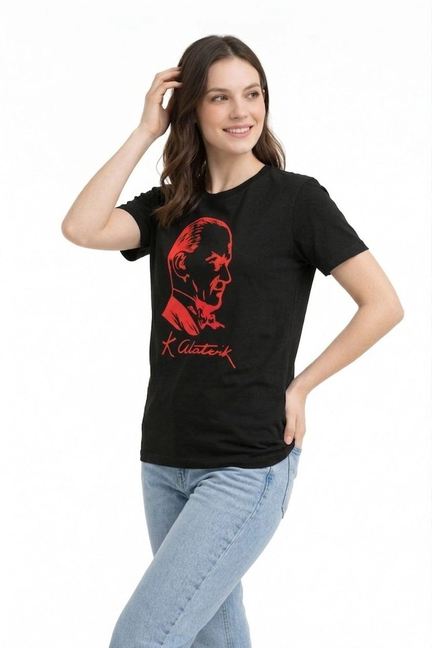 Kadın Atatürk Baskılı Tişört Kısa Kollu Bisiklet Yaka T-Shirt - Siyah